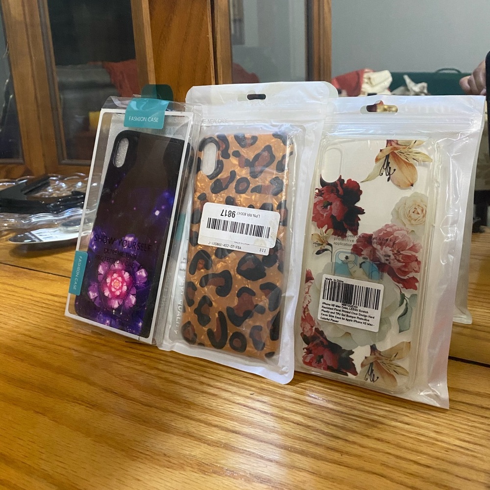 iPhone XS Max PhoneCase Bundle NEW